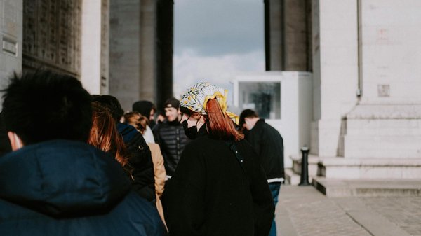 La Fièvre du Sensationnel : Comment les Faits Divers Captivent l'Attention du Public